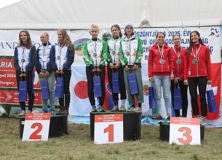Mérő Dominika, Pózna Anna Ibolya és Varsányi Kinga a dobogó harmadik fokára állhatott - Fotó: VHS