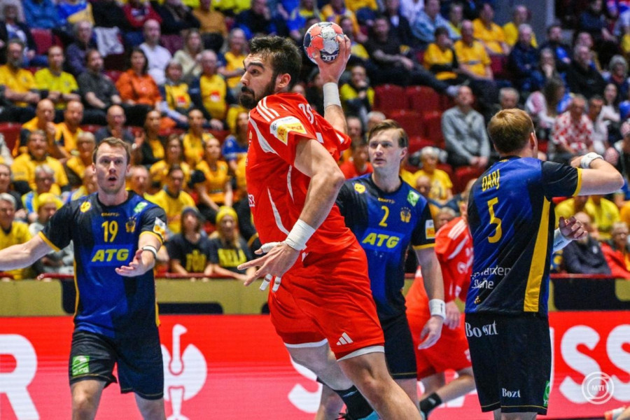 Rosta Miklós a dán-norvég-svéd közös rendezésű férfi kézilabda-Európa-bajnokság középdöntőjének 3. fordulójában, a II. csoportban játszott Svédország - Magyarország mérkőzésen a svédországi Malmö Arénában 2026. január 27-én. MTI/Hegedüs Róbert