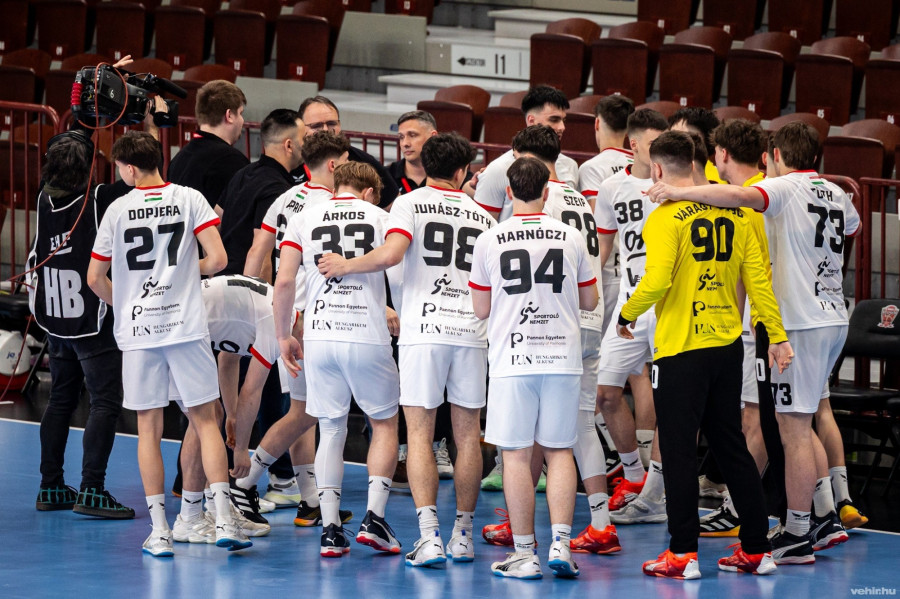 A veszprémi fiatalok tavaly ezüstérmet szereztek a kölni fináléban (archív fotó)