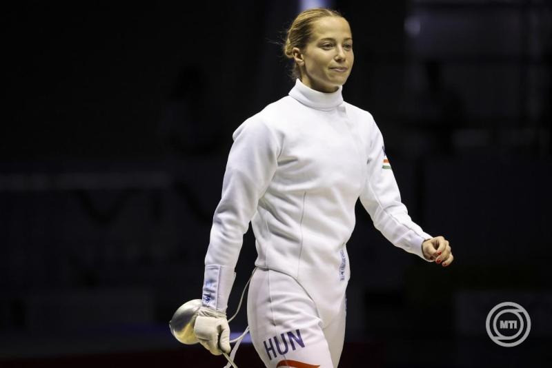A későbbi győztes Gulyás Michelle az öttusázók budapesti világkupaviadalán a vívás döntőjében a BOK Csarnokban 2025. április 26-án. MTI/Hegedüs Róbert