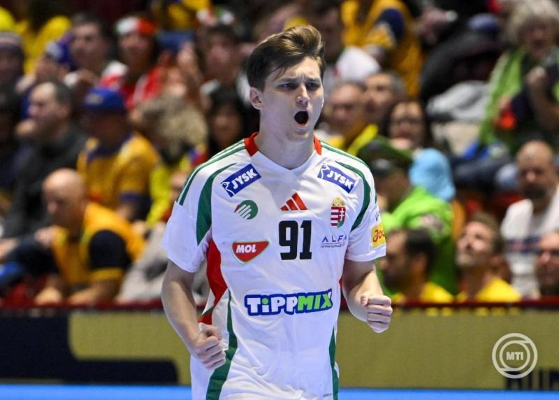 Imre Bence a dán-norvég-svéd közös rendezésű férfi kézilabda-Európa-bajnokság középdöntőjének 2. fordulójában, a II. csoportban játszott Szlovénia - Magyarország mérkőzésen a svédországi Malmö Arénában 2026. január 25-én. MTI/Hegedüs Róbert