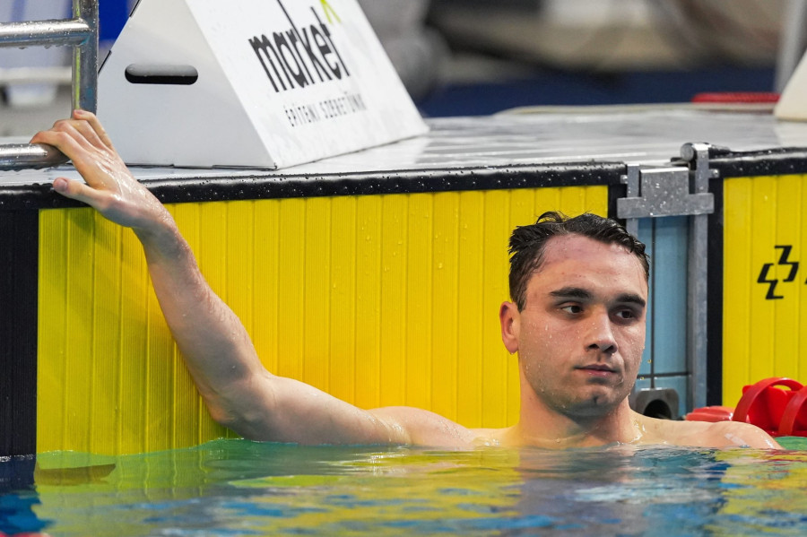 Milák Kristóf a férfi 200 méteres pillangóúszás döntõje után az úszók 127. országos bajnokságán a kaposvári Csik Ferenc Versenyuszodában 2025. április 10-én. MTI/Derencsényi István