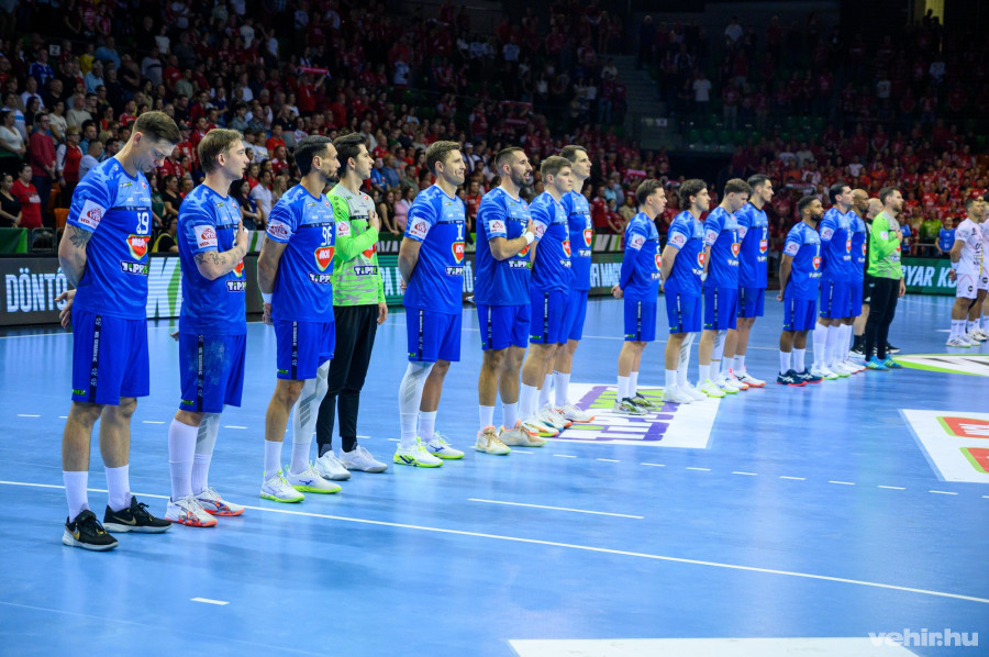 Kétgólos hátrányból várja az elődöntő visszavágóját a Tatabánya (archív fotó)