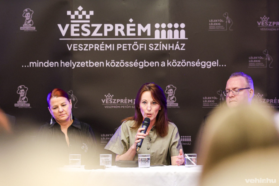 Sótonyi Mónika alpolgármester