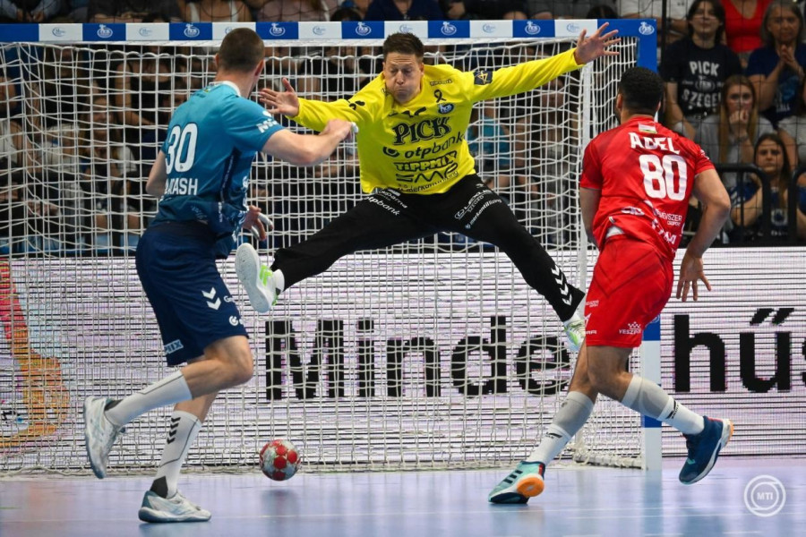 Mikler Roland (k), a Szeged kapusa a férfi kézilabda NB I döntőjében játszott OTP Bank-Pick Szeged - One Veszprém HC második mérkőzésen a szegedi Pick Arénában 2026. június 2-án. MTI/Illyés Tibor