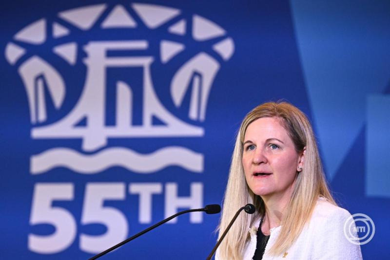 Kirsty Coventry, a Nemzetközi Olimpiai Bizottság (NOB) elnöke beszédet mond az Európai Olimpiai Bizottság (EOC) 55. közgyűlésén a budapesti Marriott Hotelben 2026. június 12-én. MTI/Purger Tamás
